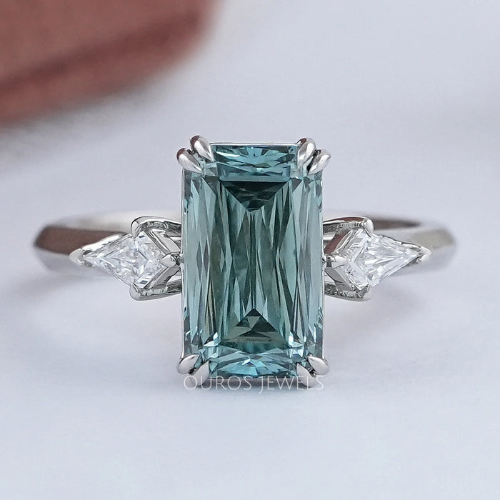 Green Scissor And Kite Cut Lab Diamond Three Stone Ring