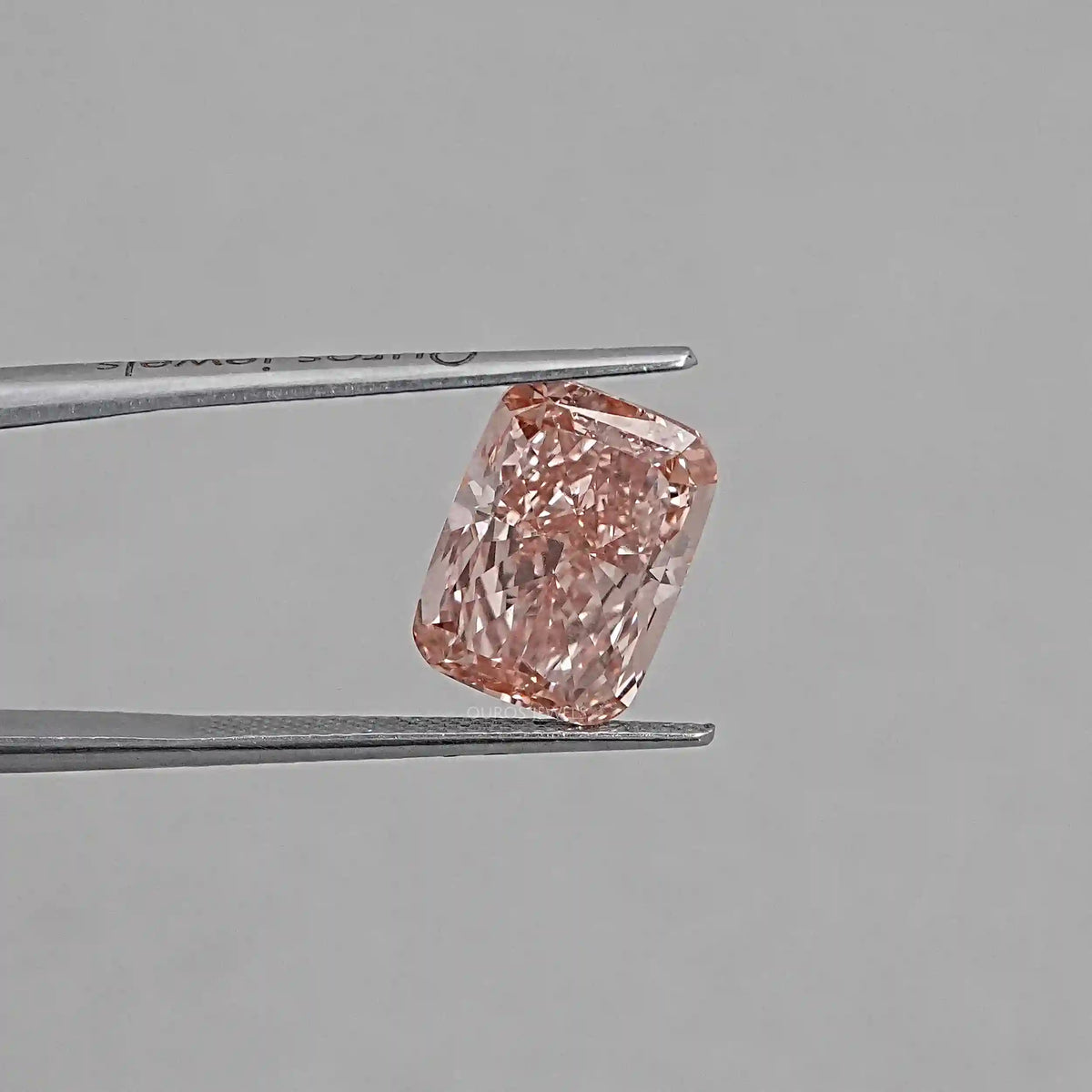 Cushion Cut Lab Grown Diamond - Fancy Vivid Pink