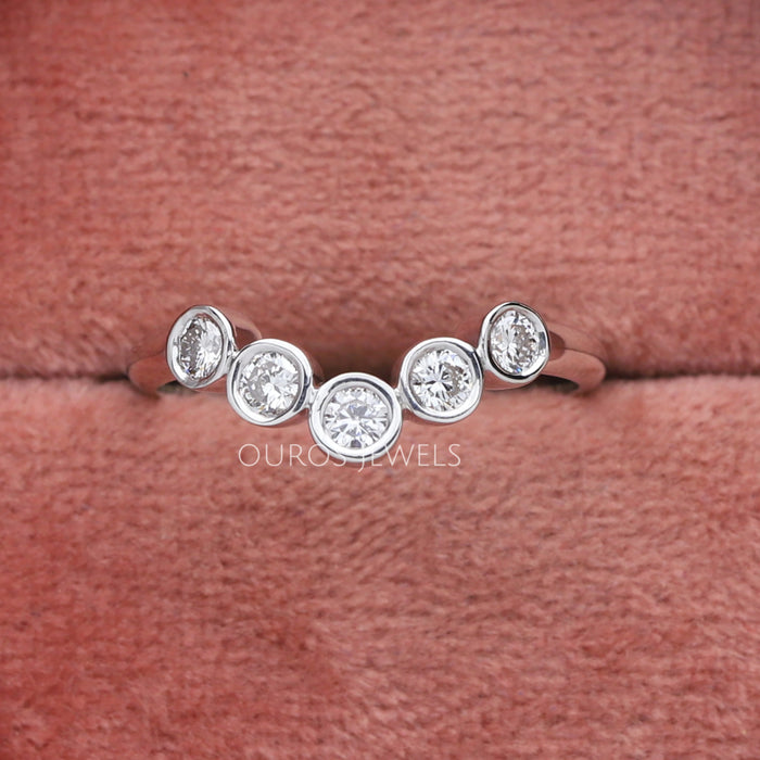 5 Stone Round Diamond Ring with Curved Wedding Band
