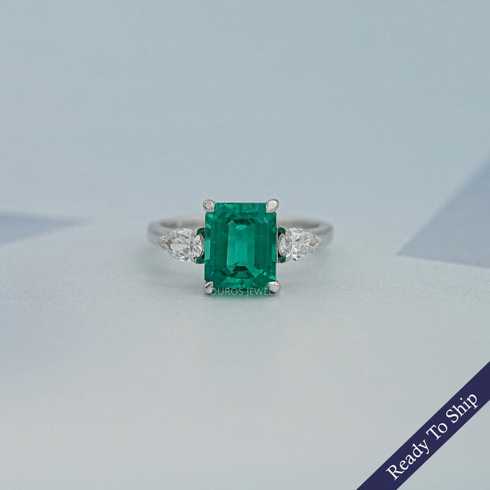 Three Stone Green Emerald Engagement Ring