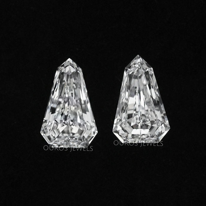 Arrow Cut Loose Paired Diamonds