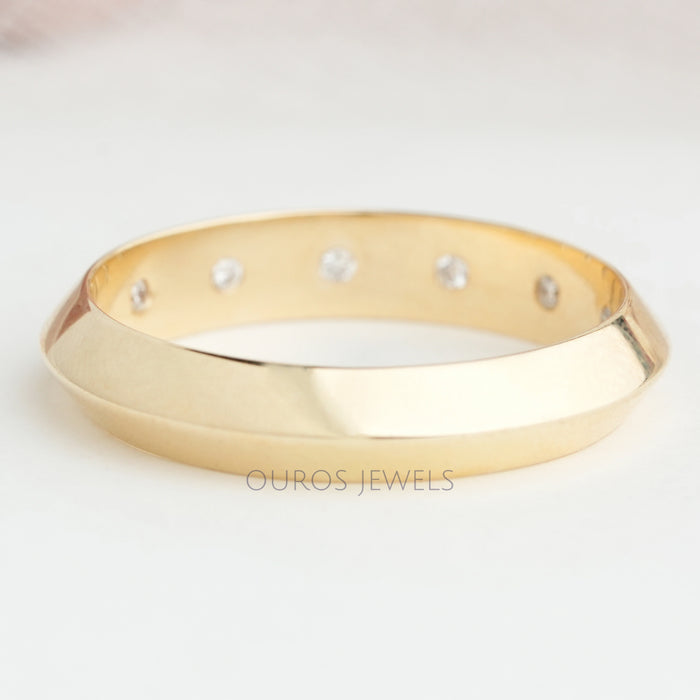 Hidden Round Diamond Marriage Band Ring