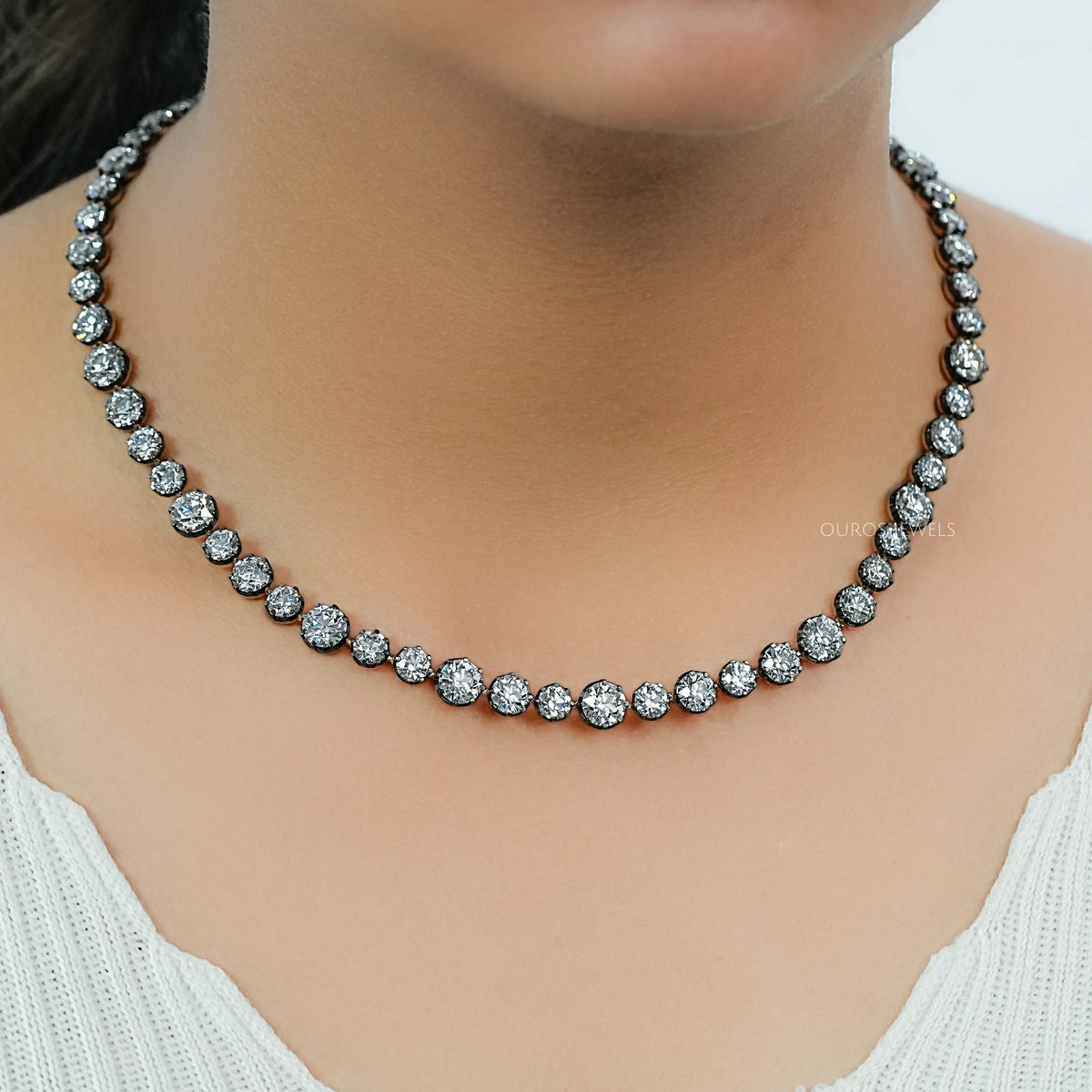 Dual Oval Lab Grown Diamond Toi Et Moi Pendant Necklace