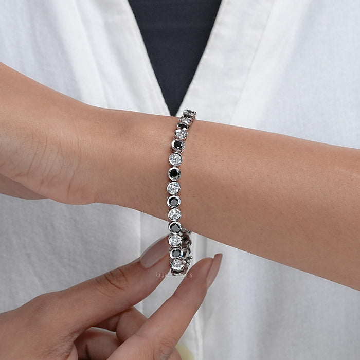 Round Black And White Diamond Bezel Set Bracelet