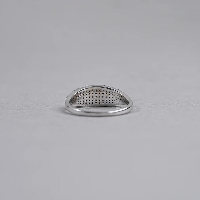 Brown Round Set Diamond Ring