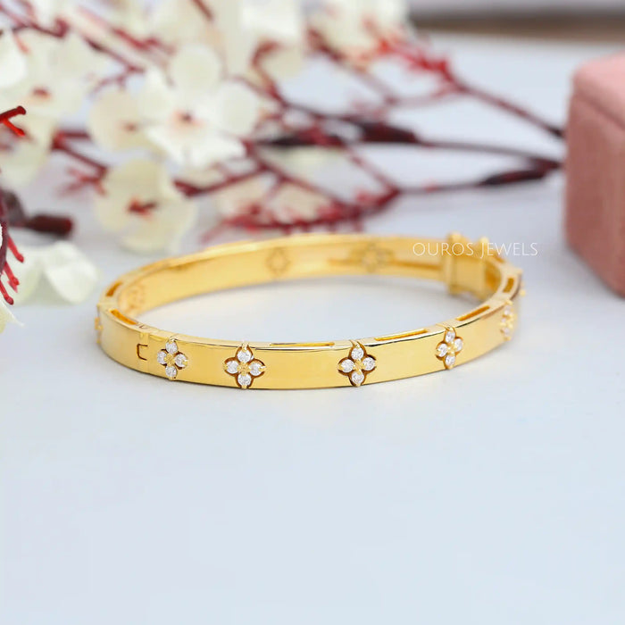 Flush Set Flower Pave Round Diamond Bangle