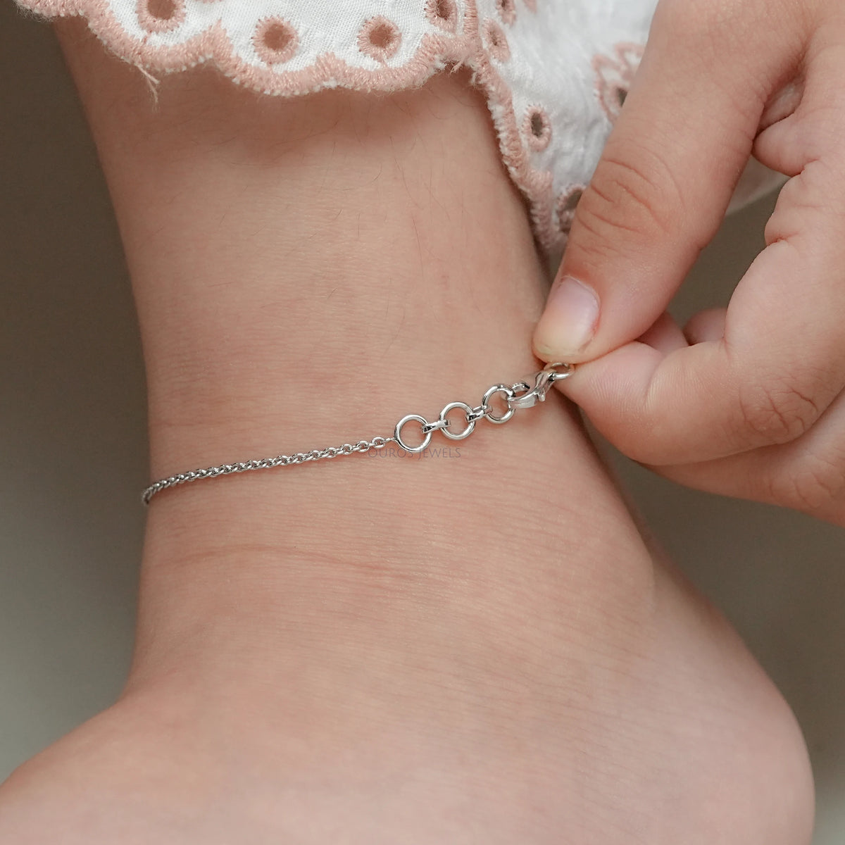Enamel Blue Baby Foot Print Round Diamond Anklet