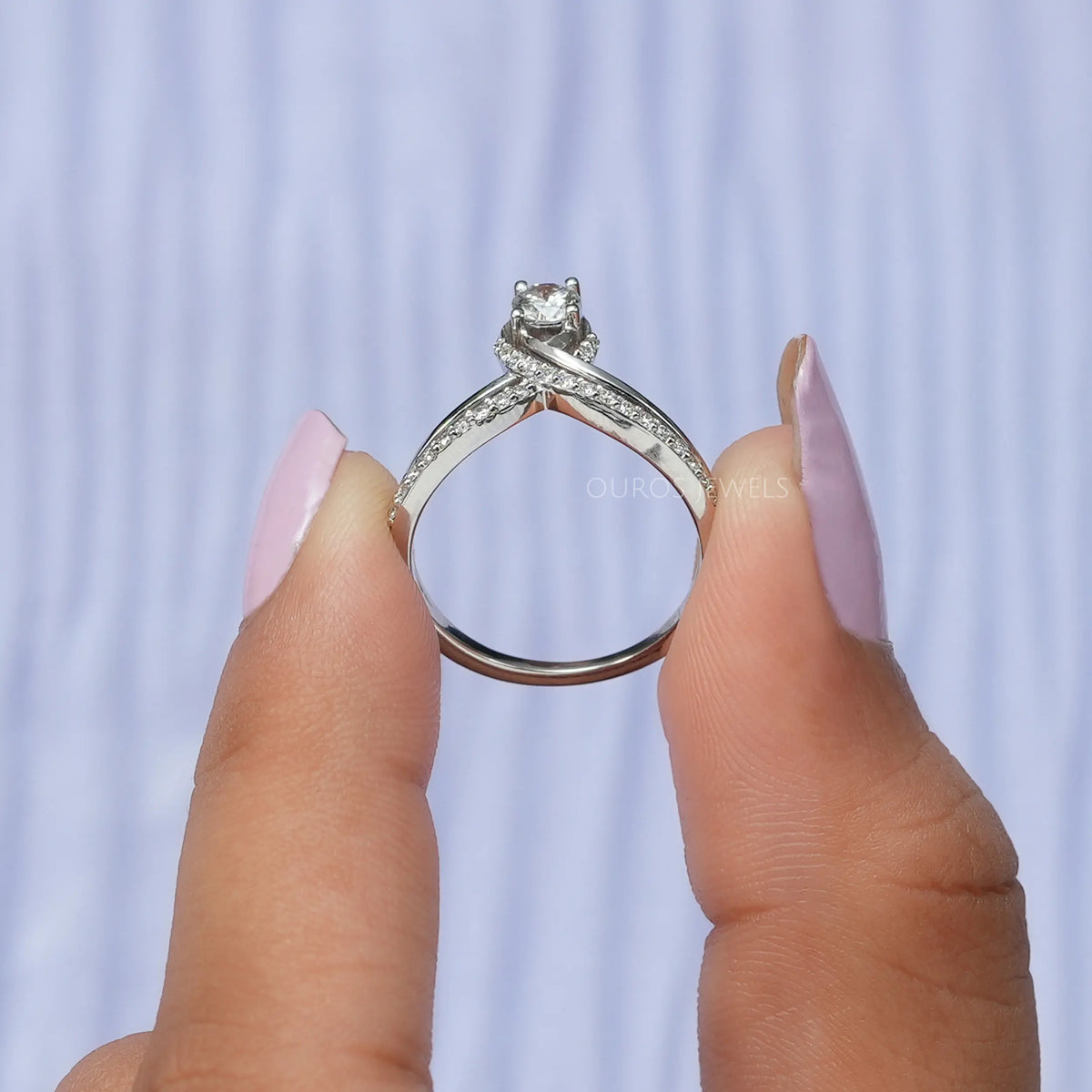 Curved Round Cut Lab Grown Diamond Wedding Band