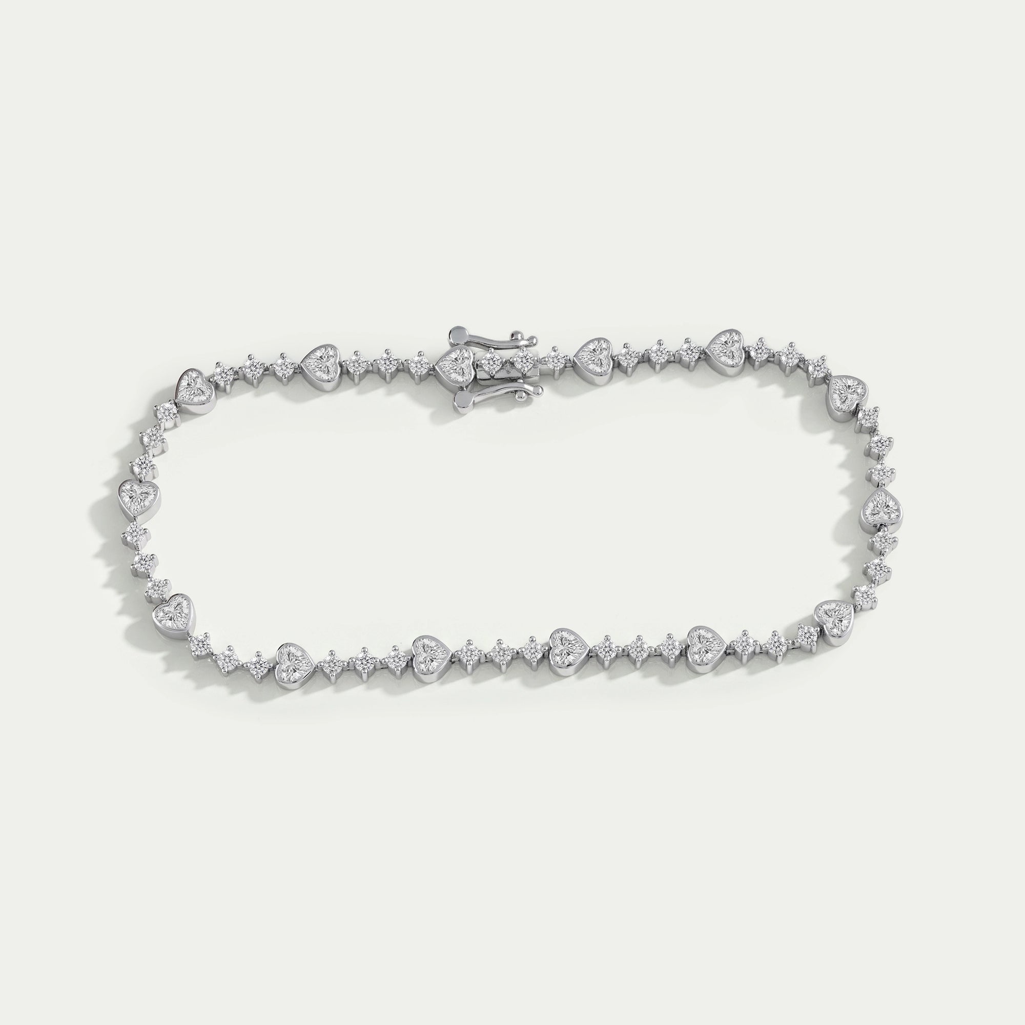 Heart And Round Diamond Bezel Set Bracelet Bracelet