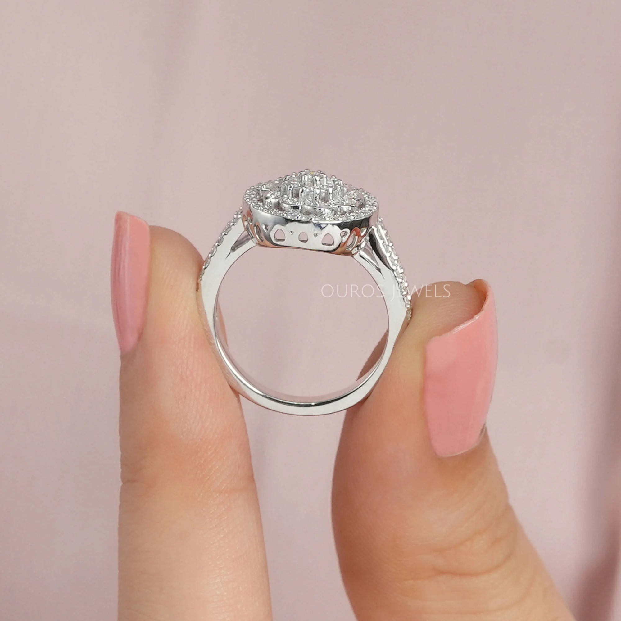 Cluster Round Cut Diamond Halo Engagement Ring