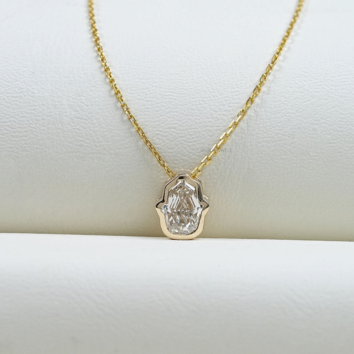 Antique Hamsa Hand Shape Lab Diamond Solitaire Pendant Necklaces