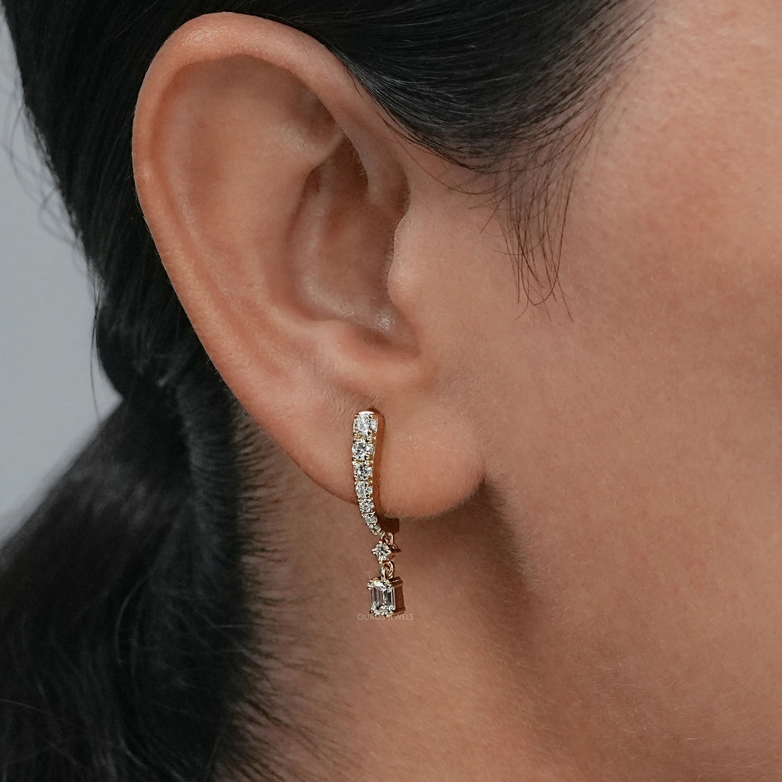 Emerald Drop and Round Cut Diamond Dangle Earring Earring
