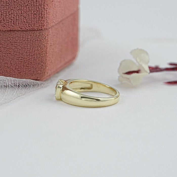 East West Emerald Lab Diamond Wide Band