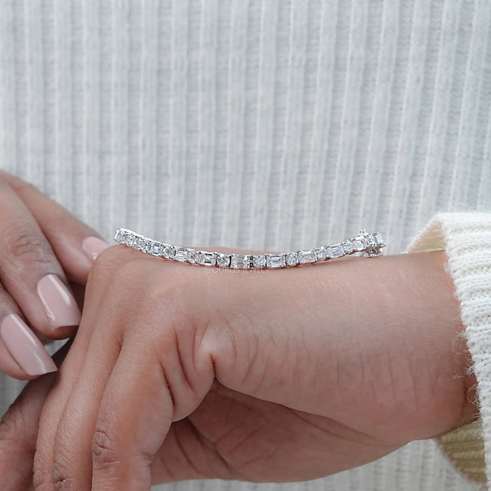 Alternating Emerald & Round Cut Lab Diamond Tennis Bracelet