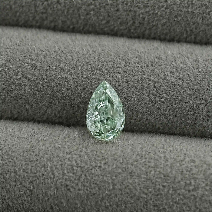 Fancy Vivid Green Pear Lab Grown Loose Diamond