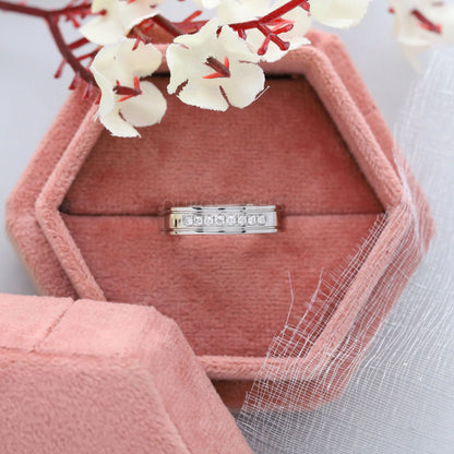 8 Stone Round Diamond Men's Wedding Band Rings