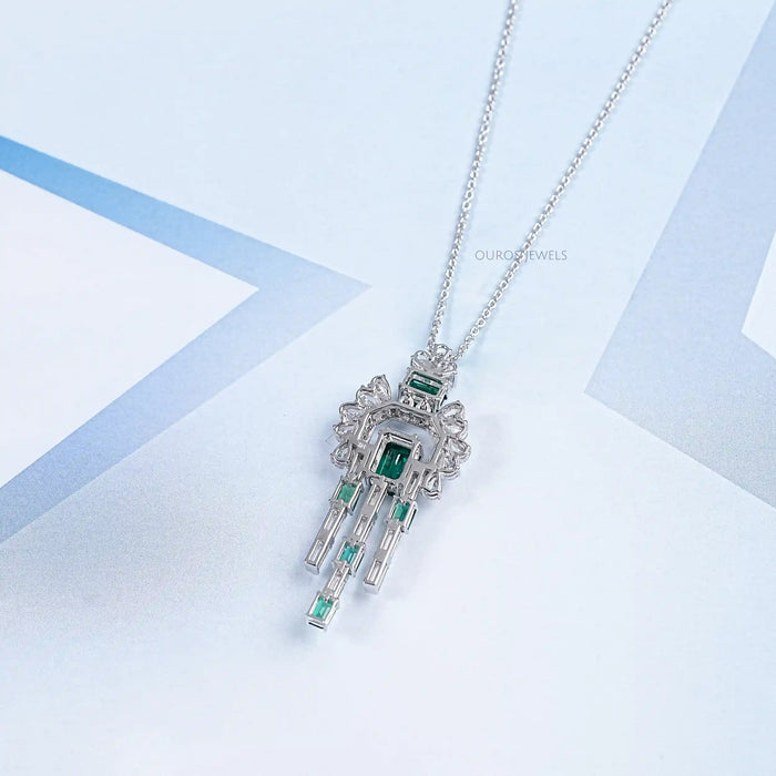 Green Emerald Gemstone and Cluster Diamond Pendant