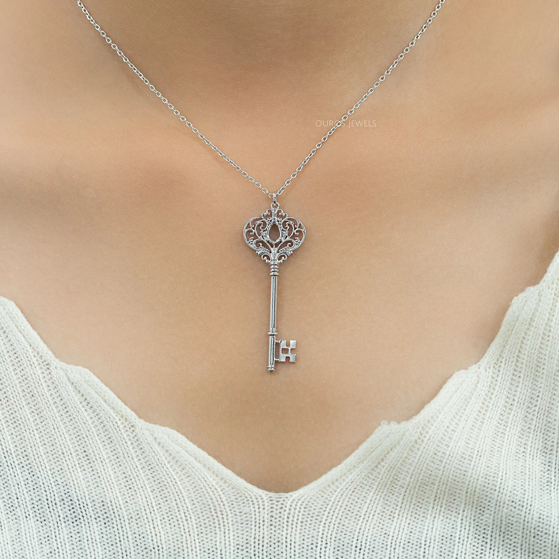 Key Shape Semi Mount Pendant Necklaces