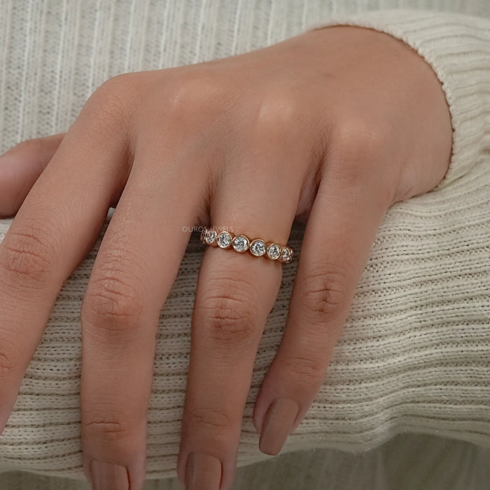 Round Lab Diamond Bezel Set Eternity Band