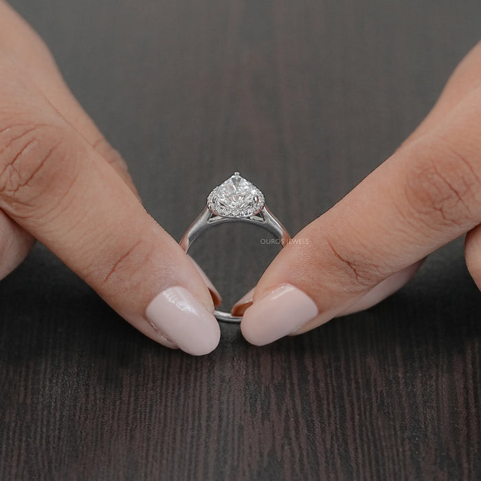 Pear Shape Lab Grown Diamond Enagement Ring 