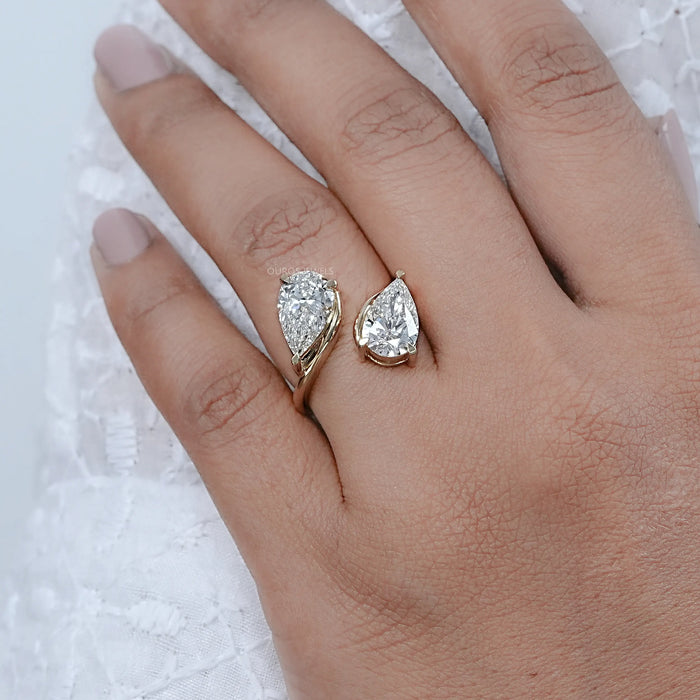 Pear Lab Diamond Toi Et Moi Engagement Ring