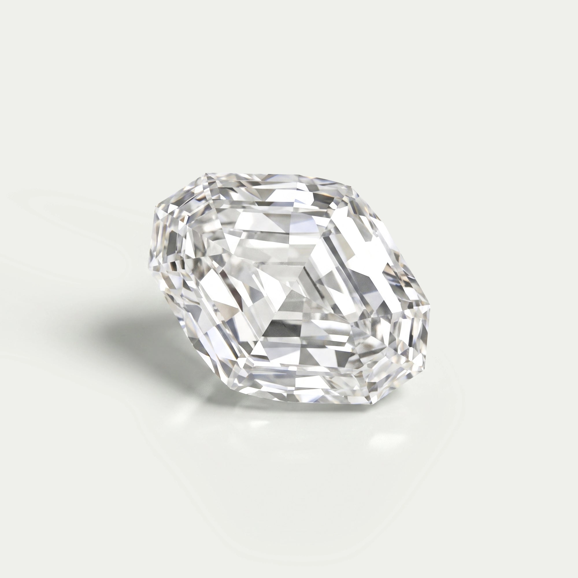 Modified Lozenge Step Cut Loose Diamond