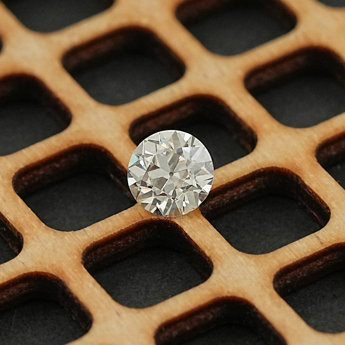 IGI Certified OEC Round Lab-Grown Diamond 