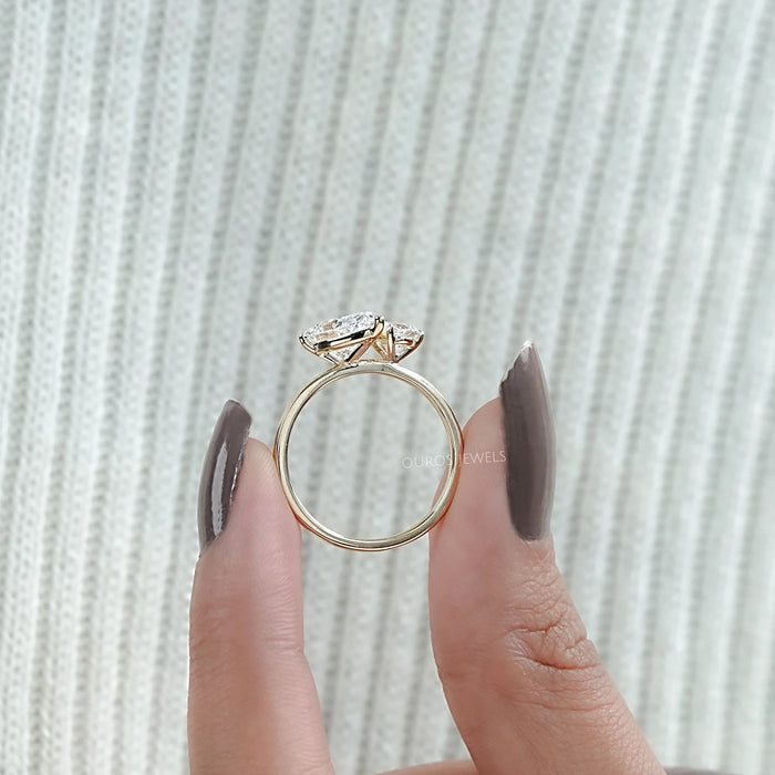 Two Pear Lab Diamond Toi Moi Engagement Ring