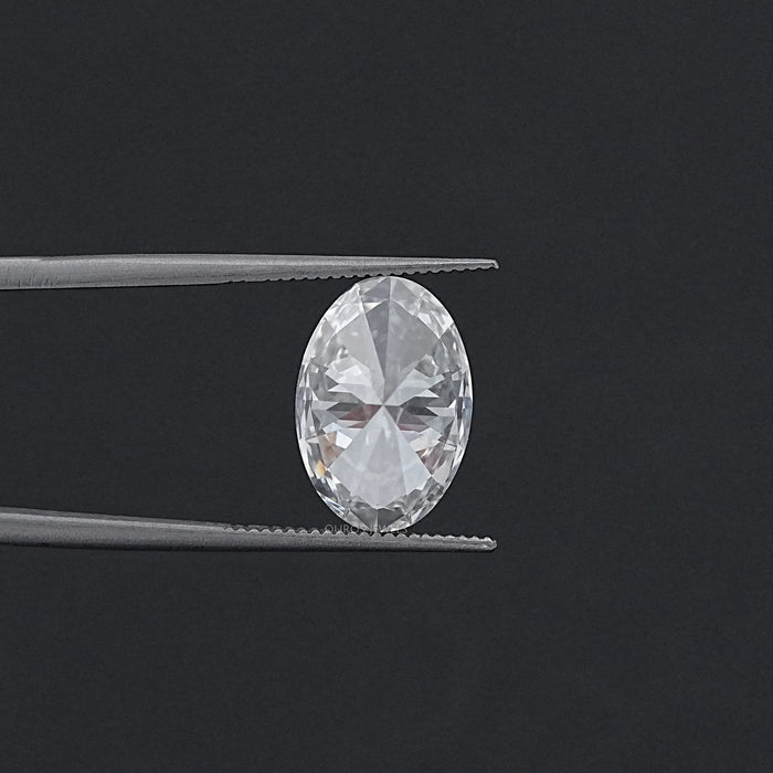 Oval Cut Lab Grown Diamond In 8x Cut 