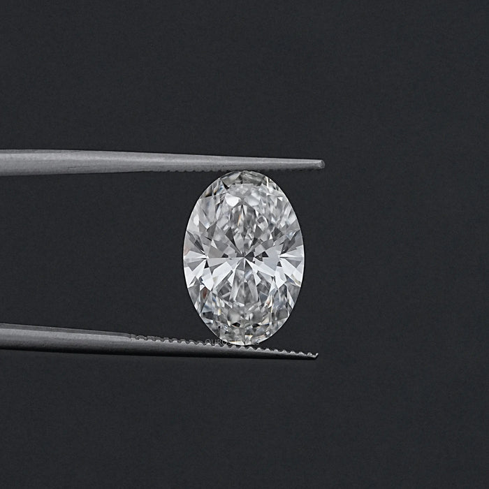 Oval Cut Lab Grown Diamond In 8x Cut 