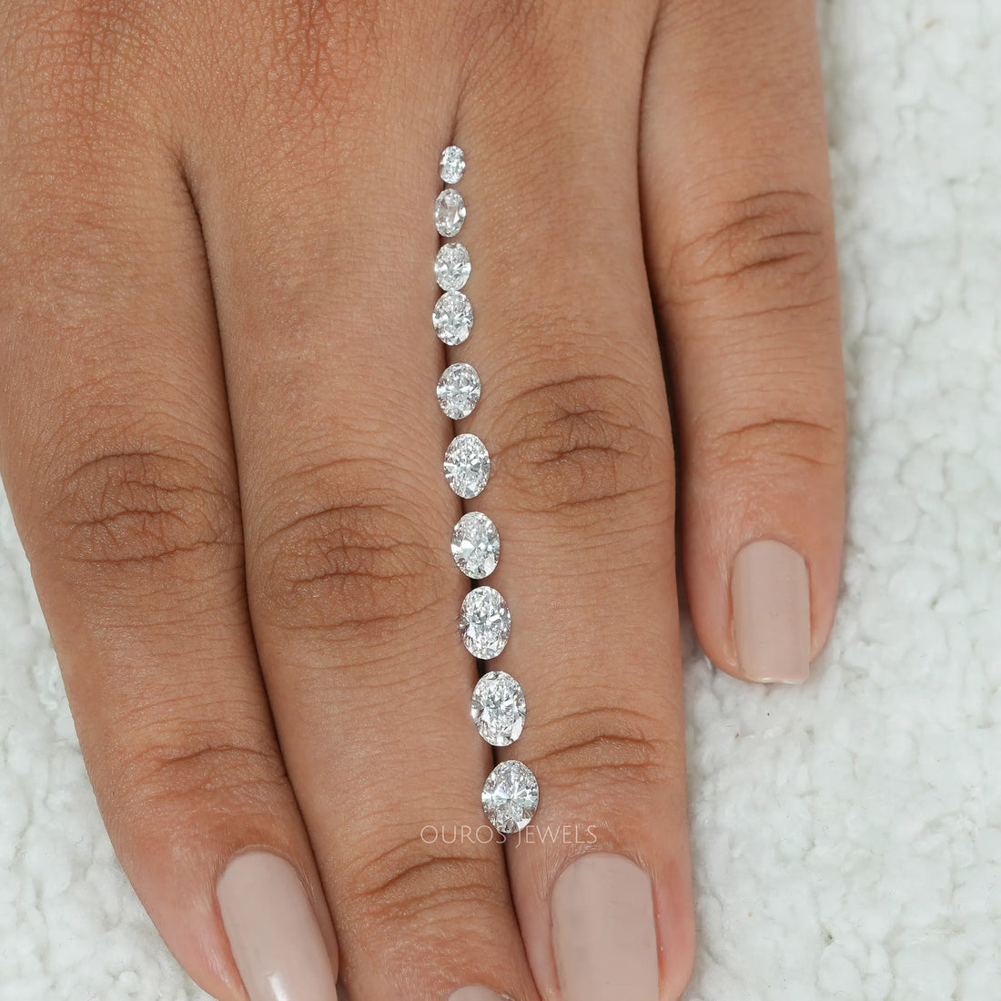 Brilliant Cut Oval Lab Grown Diamond Loose