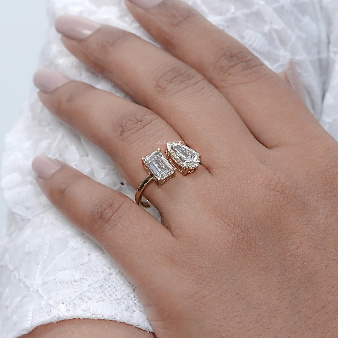 Toi Et Moi Emerald Diamond Engagement Ring Ring