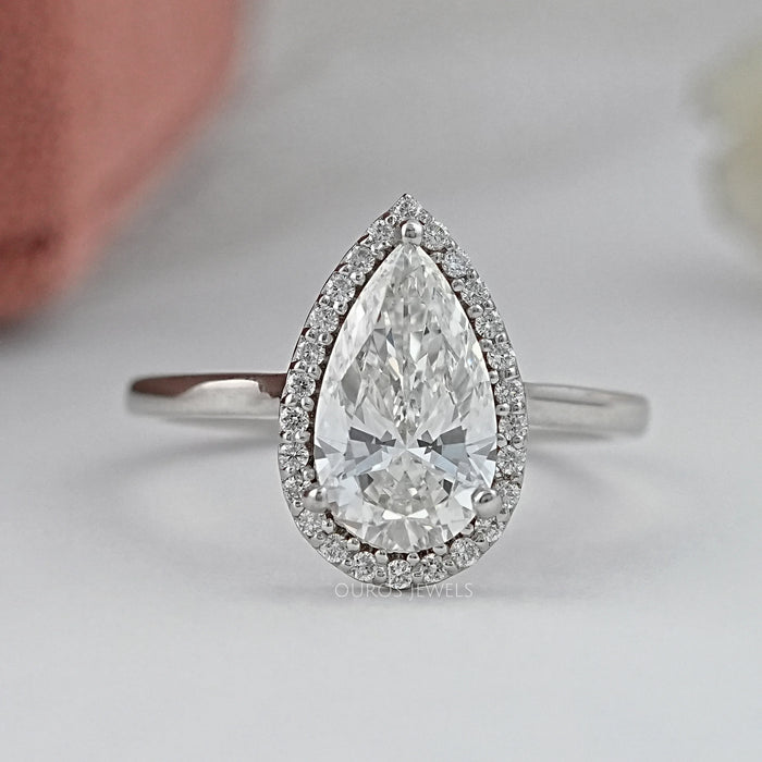 Pear Shape Lab Grown Diamond Enagement Ring 