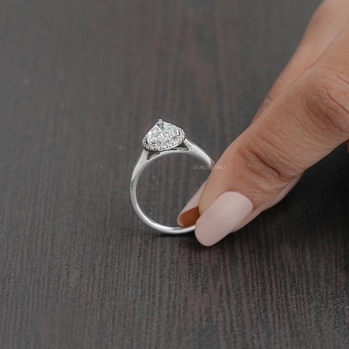 Pear Shape Lab Grown Diamond Enagement Ring 