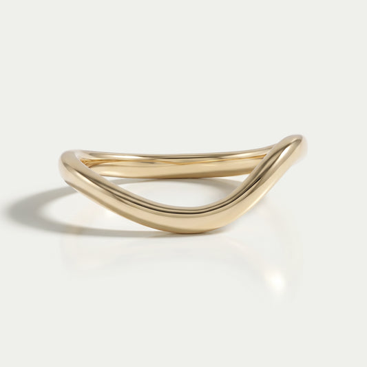 Plain Gold Curved Wedding Band Ring