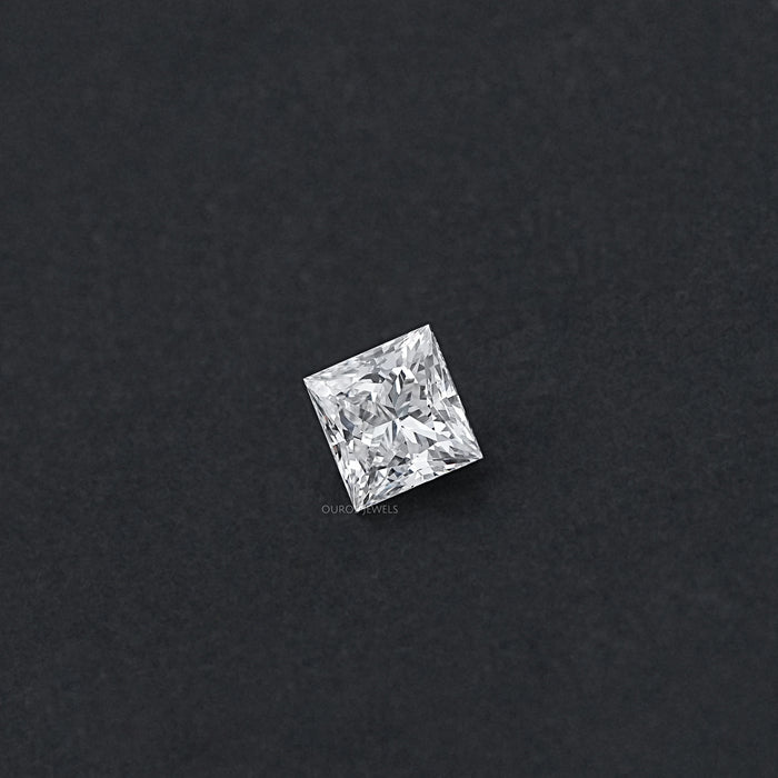 Princess Cut Lab Grown Diamond In 8x Cut 