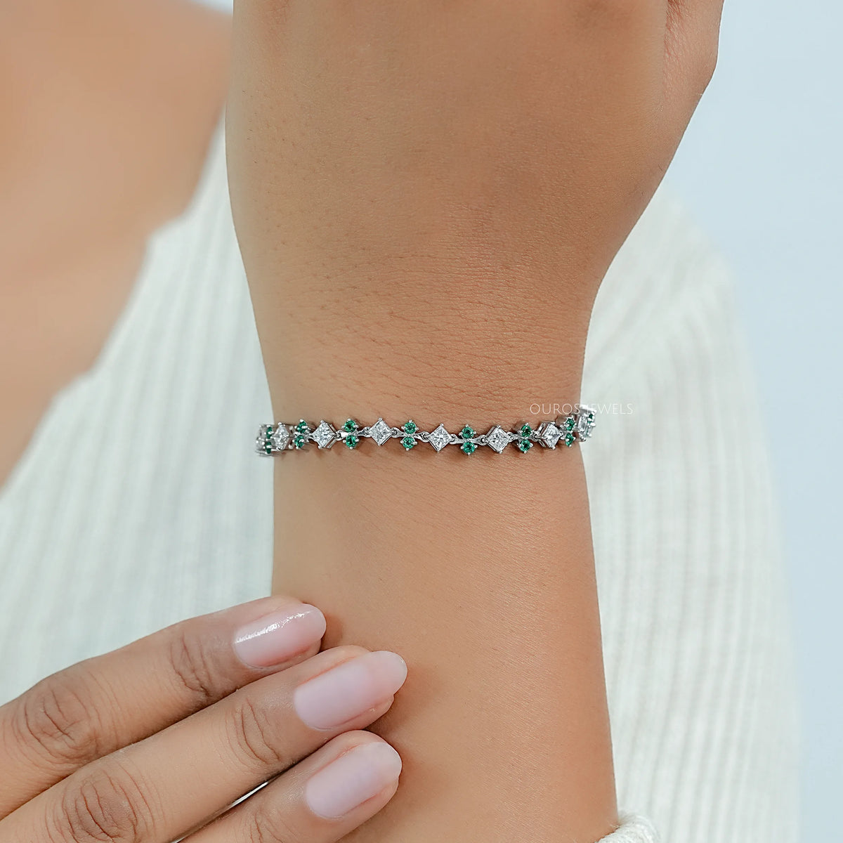 Green Gemstone And Princess Diamond Linked Bracelet