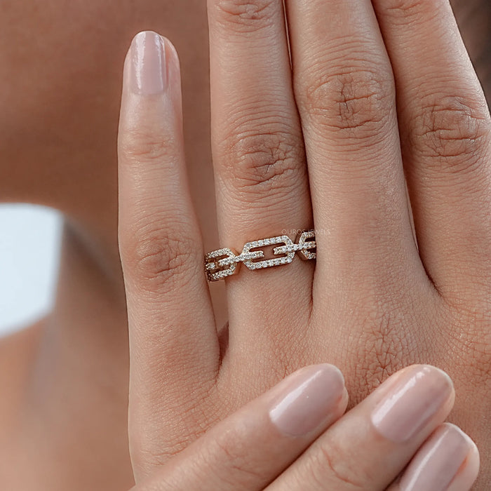 Round Diamond Chain Link Eternity Ring
