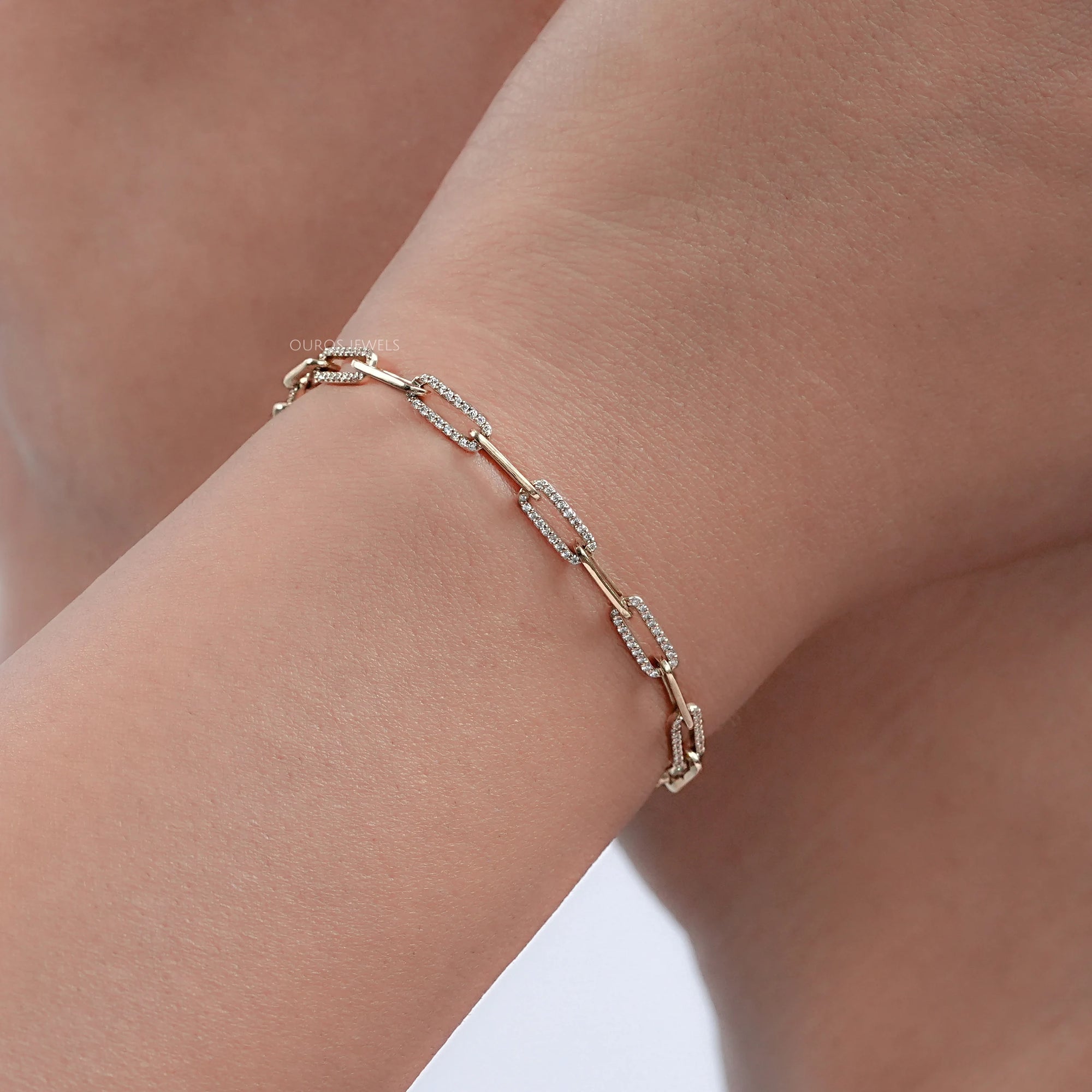 Round Lab Diamond Paperclip Link Bracelet