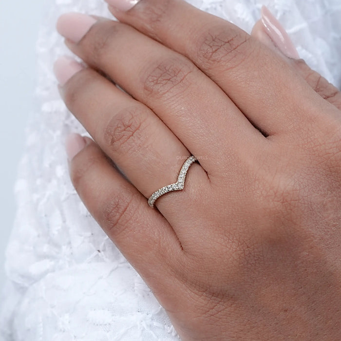 Round Lab Diamond Curved Wedding Band