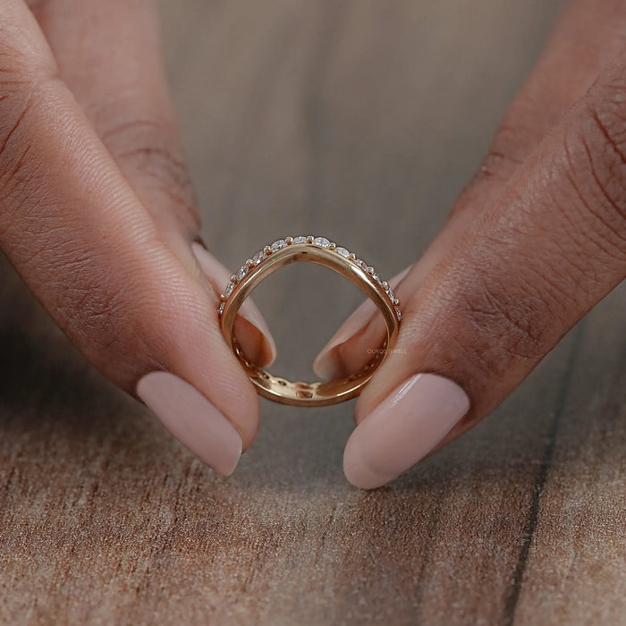 Round Cut Lab Diamond Double Wave Curved Wedding Band