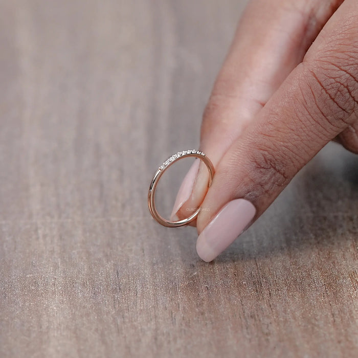 Round Lab Diamond Pave Set Wedding Band