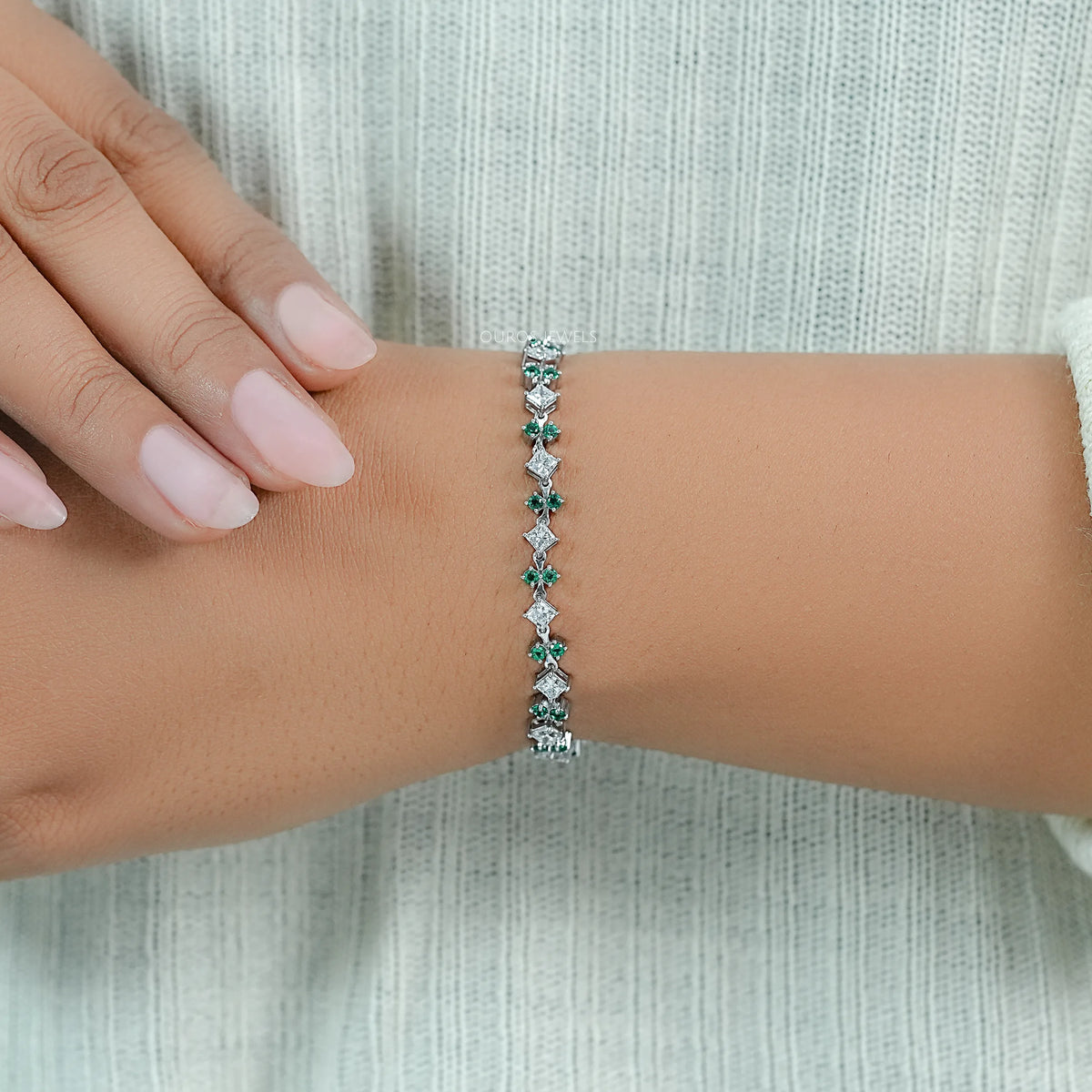 Green Gemstone And Princess Diamond Linked Bracelet
