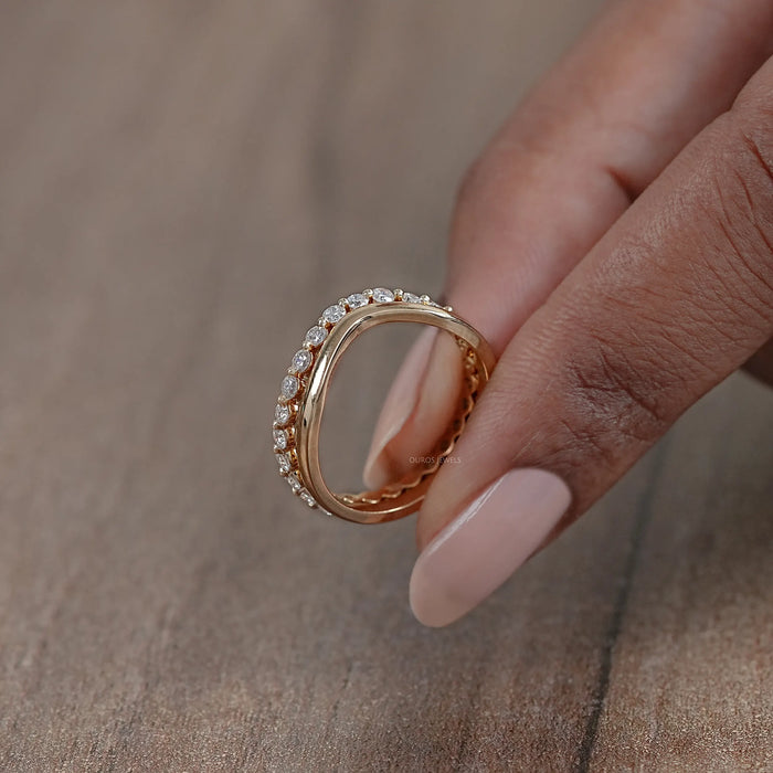 Round Cut Lab Diamond Double Wave Curved Wedding Band
