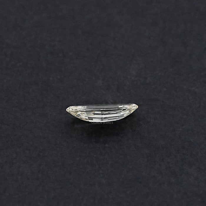 Moval Shape Lab Grown Diamond With Step Cut 