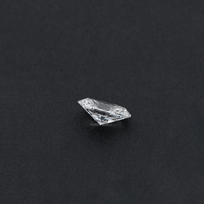 Oval Cut Lab Grown Diamond In 8x Cut 