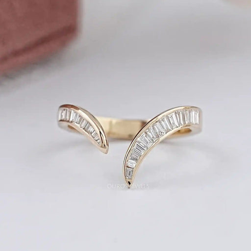 V Shaped Baguette Diamond Ring