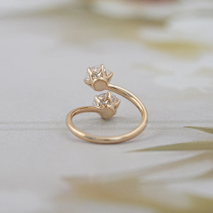 Old European Round Diamond Toi Et Moi Engagement Ring
