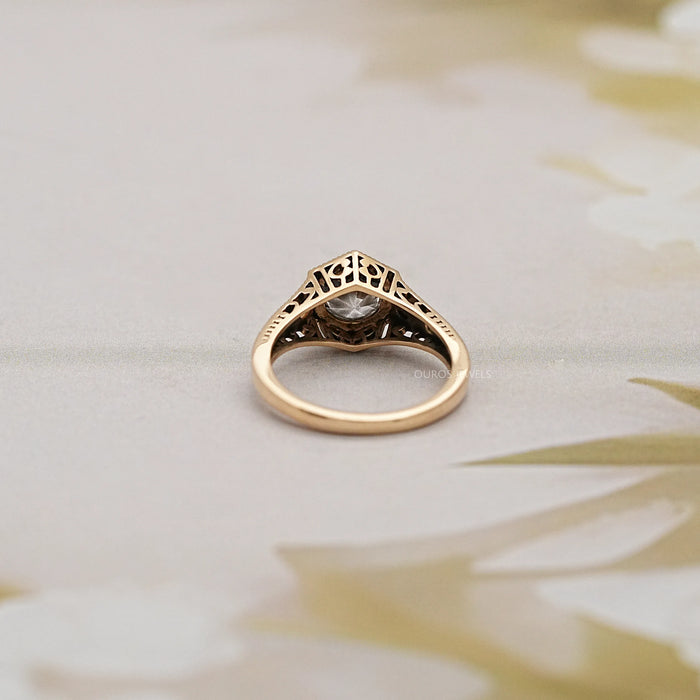 Vintage Art Deco Engagement Ring
