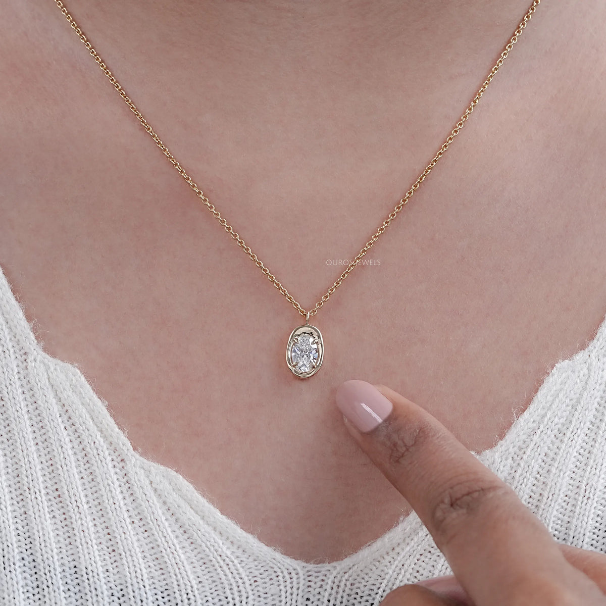 Oval Lab Diamond Molten Heirloom Pendant Necklaces